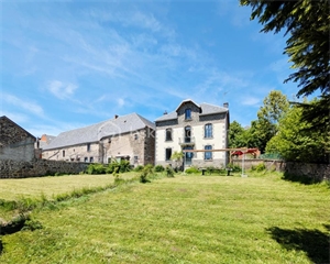 propriete à la vente -   63710  LE VERNET SAINTE MARGUERITE, surface 210 m2 vente propriete - UBI473792075